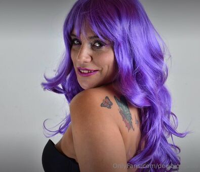 dewbigtits88