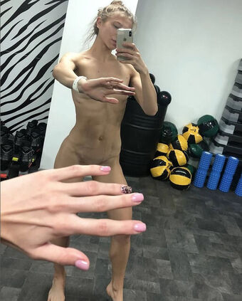 dfelm Fotografii Nud Scurse OnlyFans 4