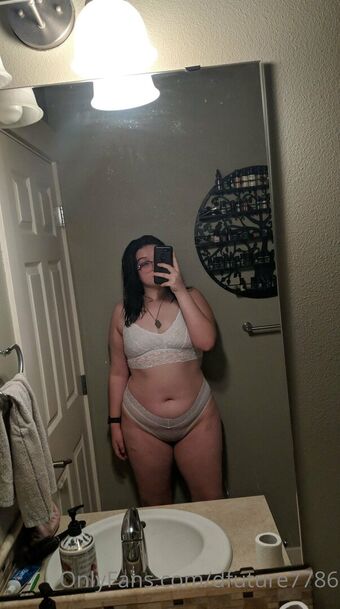dfuture7786 Fotografii Nud Scurse OnlyFans 14