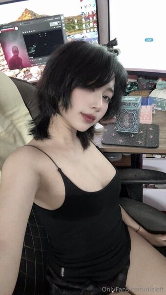 Disleft Fotografii Nud Scurse OnlyFans 35