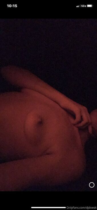 djdoesit Fotografii Nud Scurse OnlyFans 17