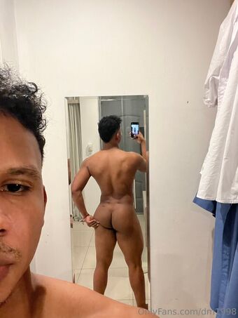 dm1998 Fotografii Nud Scurse OnlyFans 3