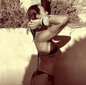 Dora Panteli