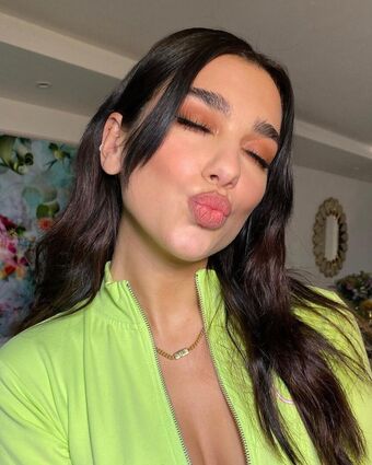 Dua-lipa