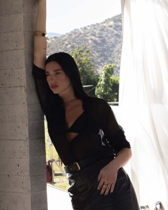 Dua-lipa