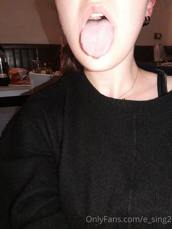 e_sing2 Fotografii Nud Scurse OnlyFans 8