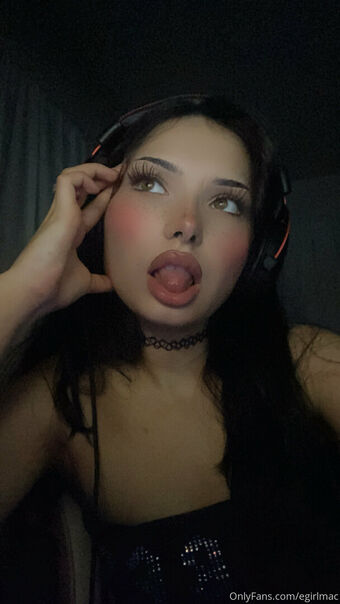 egirlmac Fotografii Nud Scurse OnlyFans 5