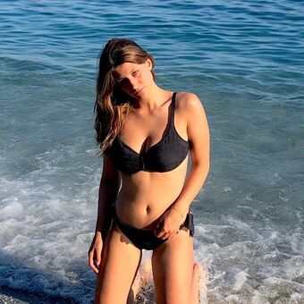 Elissa T