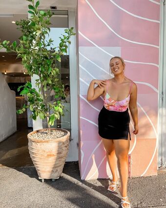 Elloise Fotografii Nud Scurse OnlyFans 25