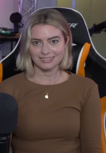 Elyse Willems