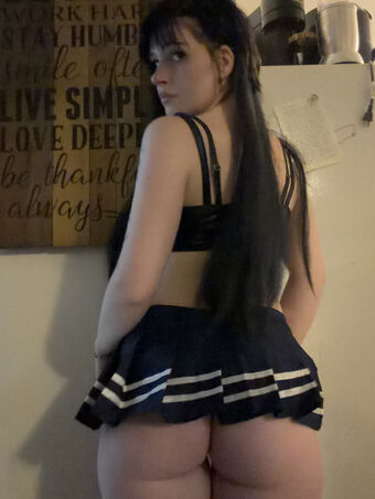 Emelia Asmr Fotografii Nud Scurse OnlyFans 58