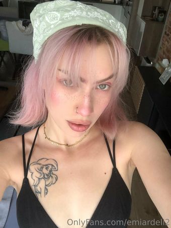 emiardeli2 Fotografii Nud Scurse OnlyFans 6