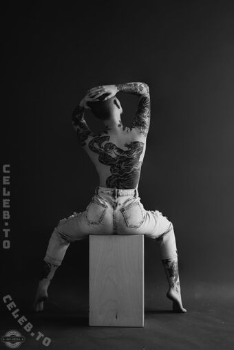 Emily Boring Fotografii Nud Scurse OnlyFans 20