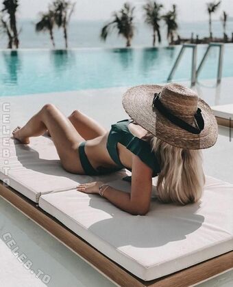Emmybum Fotografii Nud Scurse OnlyFans 16