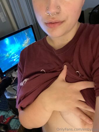 enbybug Fotografii Nud Scurse OnlyFans 28