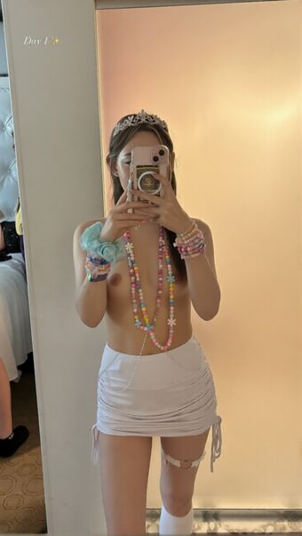 esblee Fotografii Nud Scurse OnlyFans 100