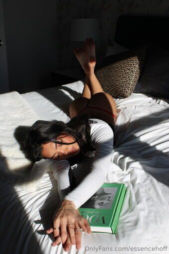 essencehoff Fotografii Nud Scurse OnlyFans 16