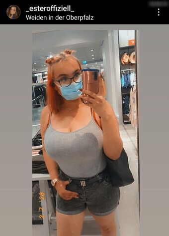 Ester Fotografii Nud Scurse OnlyFans 1