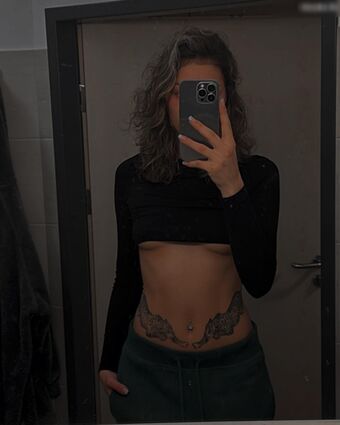 Etlisl Fotografii Nud Scurse OnlyFans 14