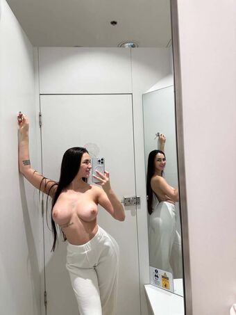 eva_elf Fotografii Nud Scurse OnlyFans 16