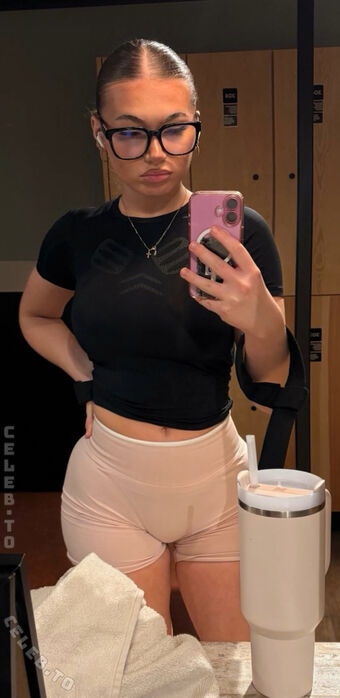 evx.rnk Fotografii Nud Scurse OnlyFans 17