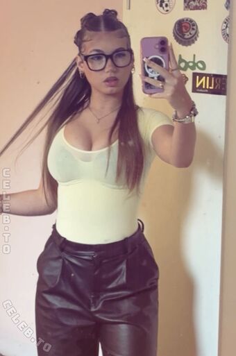 evx.rnk Fotografii Nud Scurse OnlyFans 20
