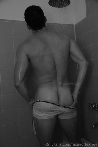 facuvortexfree Fotografii Nud Scurse OnlyFans 1