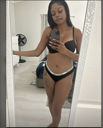 Farmer Girl Jess Fotografii Nud Scurse OnlyFans 12