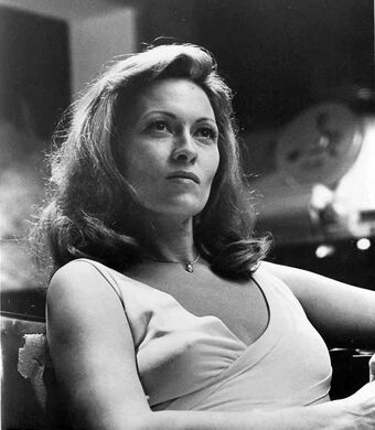 Faye Dunaway