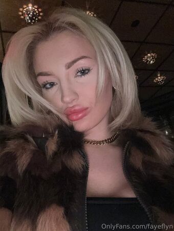fayeflyn Fotografii Nud Scurse OnlyFans 16