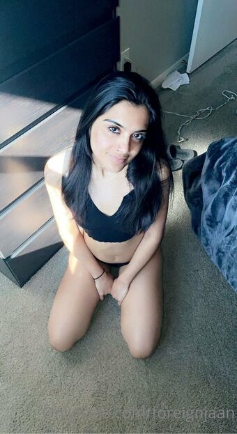 Foreignjaan Fotografii Nud Scurse OnlyFans 18