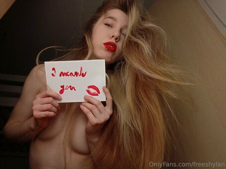freeshylan Fotografii Nud Scurse OnlyFans 9