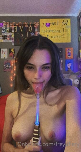 freyafiery Fotografii Nud Scurse OnlyFans 15