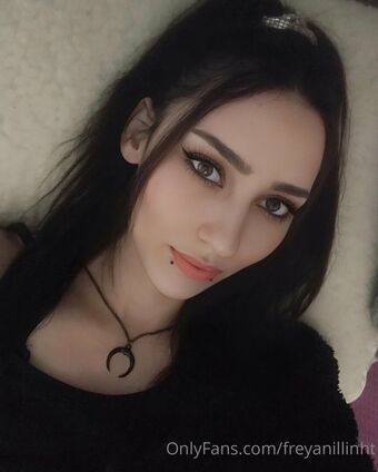 freyanillinht Fotografii Nud Scurse OnlyFans 17