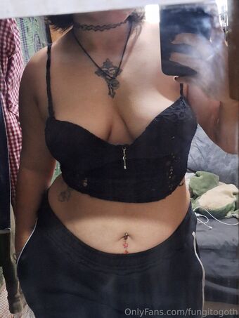 fungitogoth Fotografii Nud Scurse OnlyFans 10