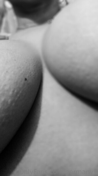 germany9 Fotografii Nud Scurse OnlyFans 18
