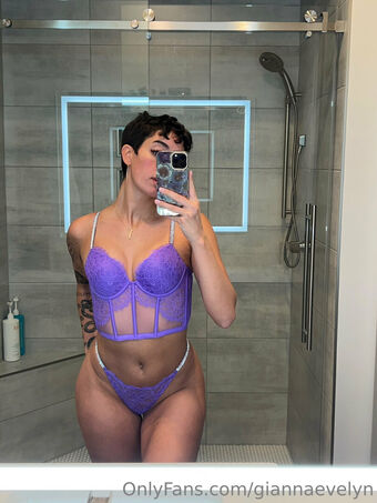 Gianna Evelyn Fotografii Nud Scurse OnlyFans 43