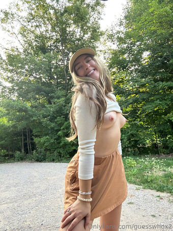 GuessWhoX2 Fotografii Nud Scurse OnlyFans 55