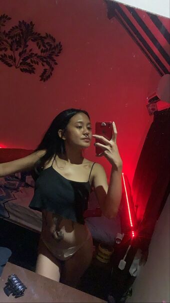 gutslaughter Fotografii Nud Scurse OnlyFans 8