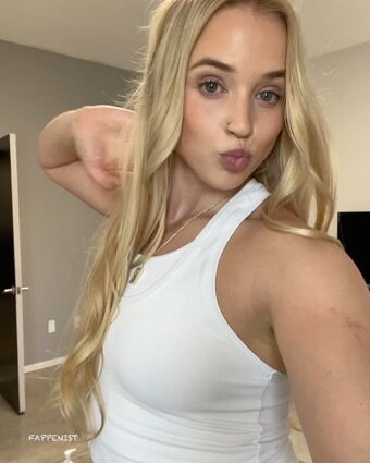 Hailey Van Fotografii Nud Scurse OnlyFans 18