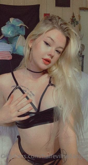 halfevilhalfangel Fotografii Nud Scurse OnlyFans 20