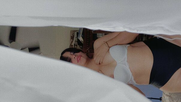 helloaliza Fotografii Nud Scurse OnlyFans 35