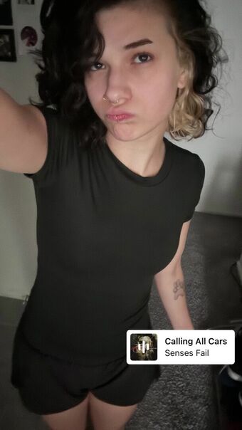 Helloindigoo Fotografii Nud Scurse OnlyFans 2