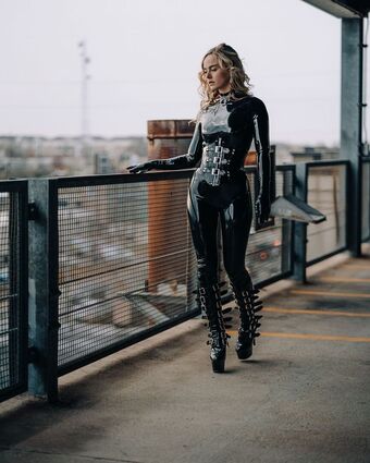 HolyTrinity636 Fotografii Nud Scurse OnlyFans 13