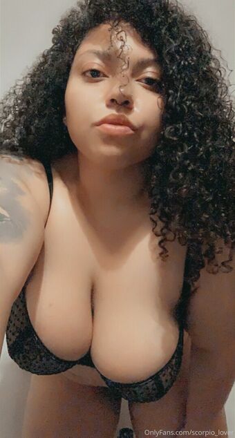 hot.lips