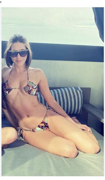 Hot News Weather Babes