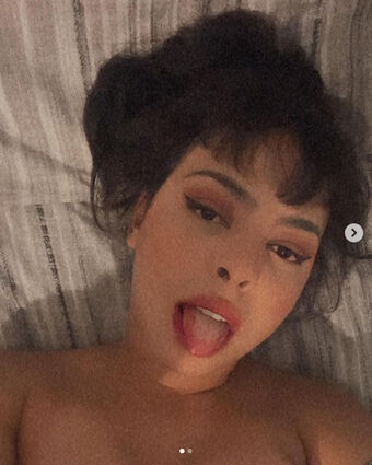 huyam Fotografii Nud Scurse OnlyFans 18