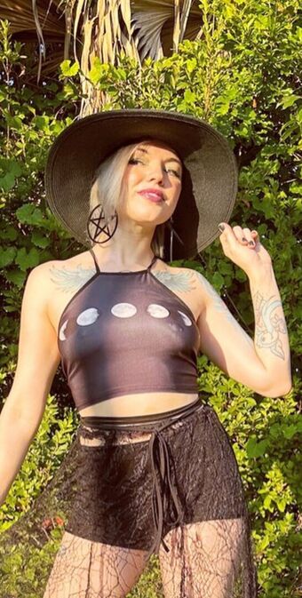 Hythrall Fotografii Nud Scurse OnlyFans 12