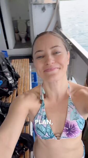 iJustine Fotografii Nud Scurse OnlyFans 101