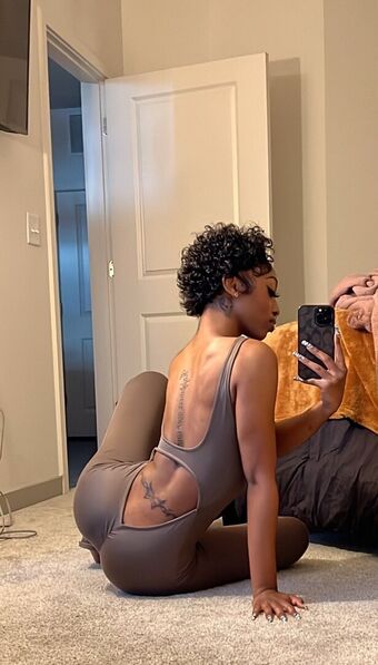 Imani Fotografii Nud Scurse OnlyFans 19